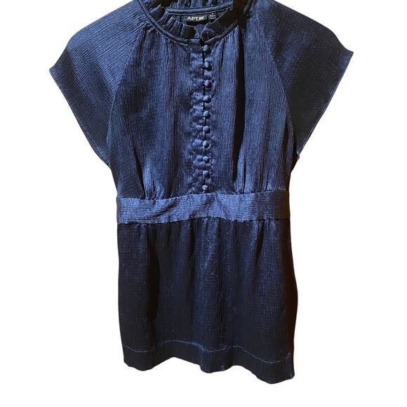 Boho Professional Office Work Apt. 9 Navy blouse size small tie waist No Iron - Picture 1 of 4